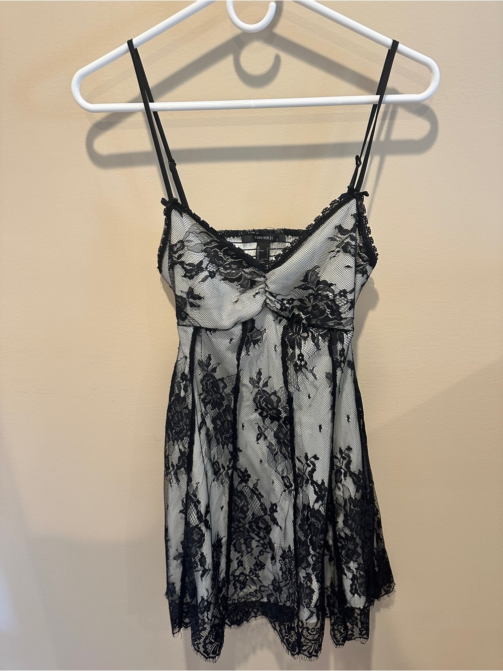Forever 21 Black Lace Overlay Cami